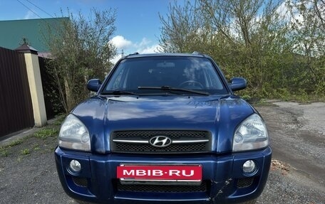 Hyundai Tucson III, 2007 год, 950 000 рублей, 2 фотография