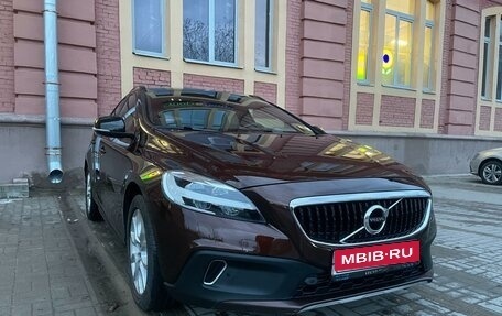 Volvo V40 Cross Country I, 2017 год, 2 190 000 рублей, 5 фотография