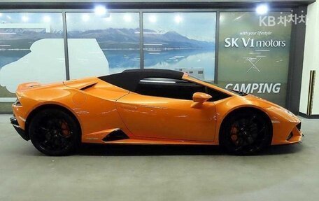 Lamborghini Huracán, 2021 год, 31 949 000 рублей, 3 фотография