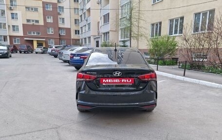 Hyundai Solaris II рестайлинг, 2018 год, 1 700 000 рублей, 2 фотография