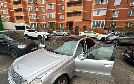 Mercedes-Benz E-Класс, 2002 год, 750 000 рублей, 2 фотография