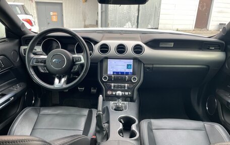 Ford Mustang VI рестайлинг, 2021 год, 4 999 999 рублей, 6 фотография