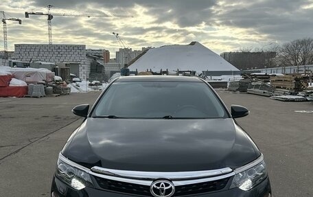 Toyota Camry, 2015 год, 2 250 000 рублей, 2 фотография