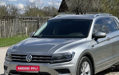 Volkswagen Tiguan II, 2017 год, 3 300 000 рублей, 4 фотография