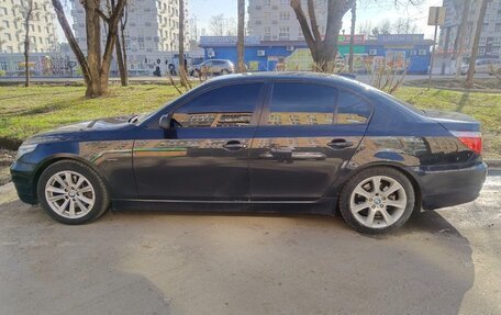 BMW 5 серия, 2007 год, 940 000 рублей, 2 фотография