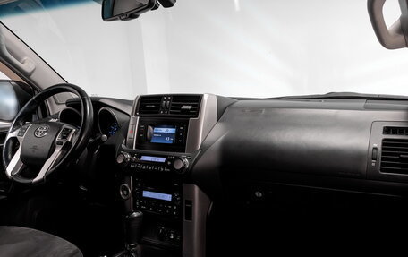 Toyota Land Cruiser Prado 150 рестайлинг 2, 2012 год, 3 550 000 рублей, 13 фотография