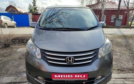 Honda Freed I, 2010 год, 1 220 000 рублей, 4 фотография