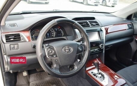 Toyota Camry, 2014 год, 1 987 000 рублей, 12 фотография