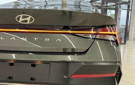 Hyundai Elantra, 2023 год, 2 600 000 рублей, 9 фотография