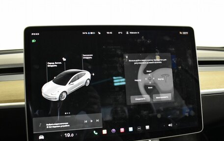 Tesla Model 3 I, 2018 год, 2 950 000 рублей, 34 фотография