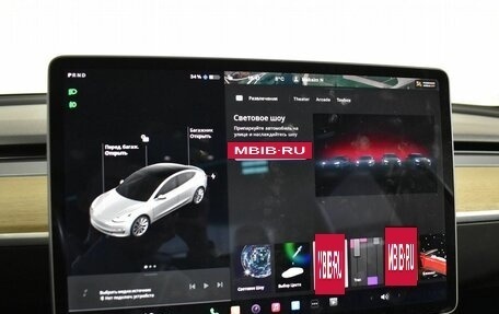 Tesla Model 3 I, 2018 год, 2 950 000 рублей, 33 фотография