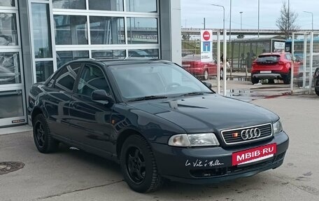 Audi A4, 1999 год, 395 000 рублей, 3 фотография