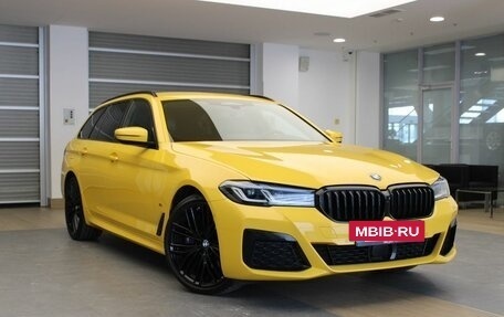 BMW 5 серия, 2021 год, 7 995 000 рублей, 3 фотография