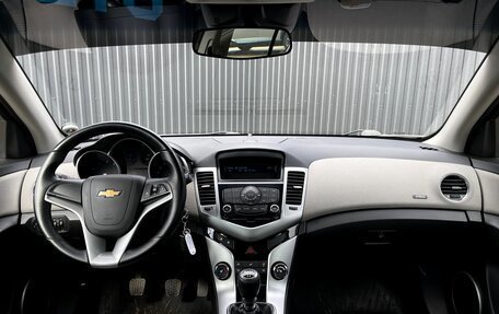 Chevrolet Cruze II, 2011 год, 959 000 рублей, 13 фотография