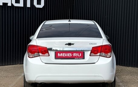 Chevrolet Cruze II, 2011 год, 959 000 рублей, 8 фотография