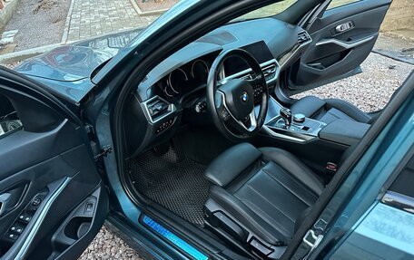 BMW 3 серия, 2019 год, 4 100 000 рублей, 7 фотография