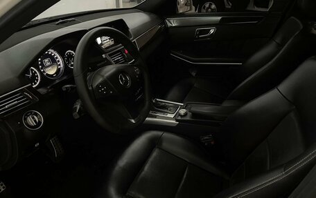 Mercedes-Benz E-Класс, 2011 год, 1 899 000 рублей, 11 фотография