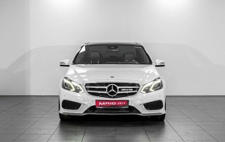 Mercedes-Benz E-Класс, 2013 год, 2 839 000 рублей, 3 фотография