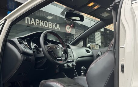 KIA cee'd GT II, 2014 год, 1 540 000 рублей, 13 фотография