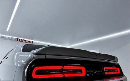 Dodge Challenger III рестайлинг 2, 2020 год, 3 699 000 рублей, 13 фотография