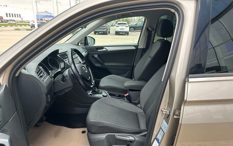 Volkswagen Tiguan II, 2019 год, 2 575 000 рублей, 18 фотография
