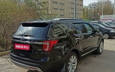 Ford Explorer VI, 2017 год, 3 050 000 рублей, 8 фотография