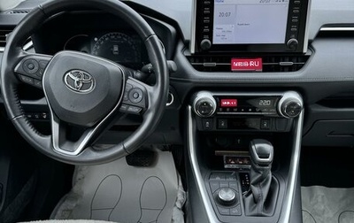Toyota RAV4, 2021 год, 5 000 000 рублей, 1 фотография