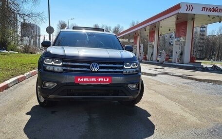 Volkswagen Teramont I, 2018 год, 4 000 000 рублей, 2 фотография