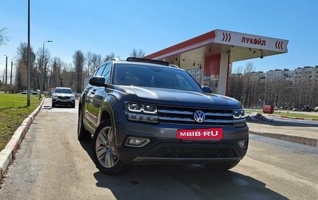 Volkswagen Teramont I, 2018 год, 4 000 000 рублей, 3 фотография