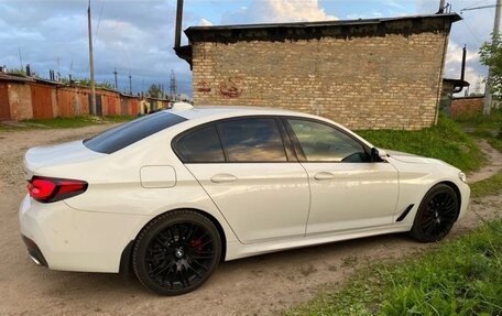 BMW 5 серия, 2020 год, 4 850 000 рублей, 2 фотография
