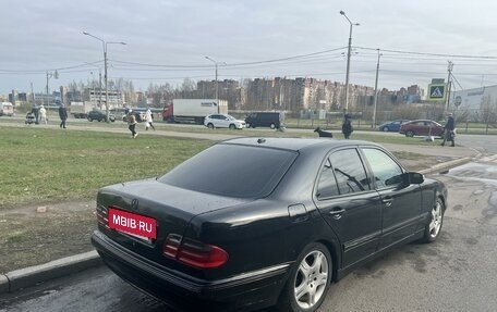 Mercedes-Benz E-Класс, 2000 год, 520 000 рублей, 4 фотография