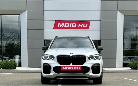 BMW X5, 2019 год, 6 999 000 рублей, 2 фотография