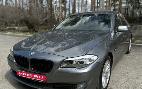 BMW 5 серия, 2012 год, 2 150 000 рублей, 18 фотография