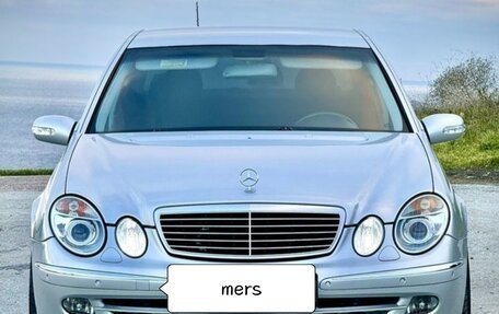 Mercedes-Benz E-Класс, 2005 год, 1 300 000 рублей, 7 фотография