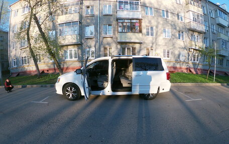 Dodge Caravan V, 2011 год, 1 300 000 рублей, 10 фотография