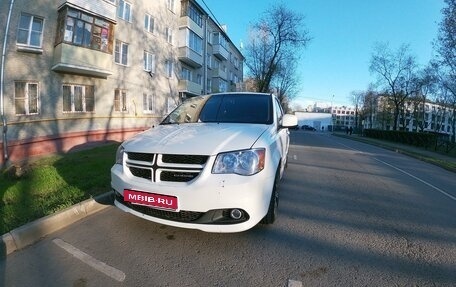 Dodge Caravan V, 2011 год, 1 300 000 рублей, 6 фотография