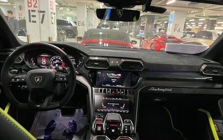 Lamborghini Urus I, 2023 год, 44 425 000 рублей, 39 фотография