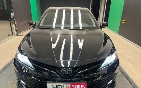 Toyota Camry, 2018 год, 3 400 000 рублей, 2 фотография
