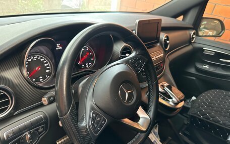Mercedes-Benz V-Класс, 2018 год, 5 900 000 рублей, 5 фотография