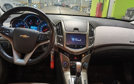 Chevrolet Cruze II, 2013 год, 890 000 рублей, 5 фотография