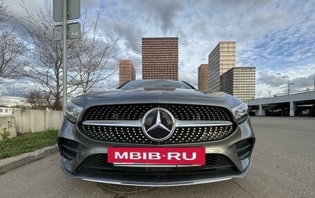 Mercedes-Benz A-Класс, 2018 год, 3 325 000 рублей, 6 фотография