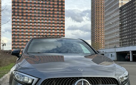 Mercedes-Benz A-Класс, 2018 год, 3 325 000 рублей, 7 фотография