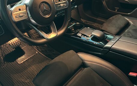 Mercedes-Benz A-Класс, 2018 год, 3 325 000 рублей, 24 фотография