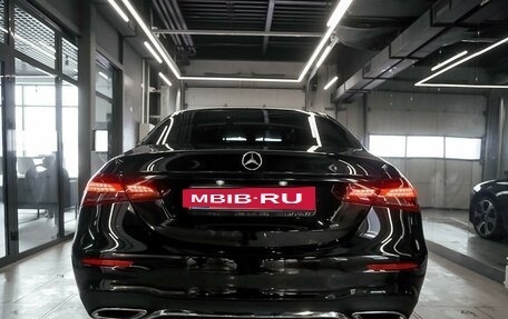 Mercedes-Benz E-Класс, 2020 год, 5 690 000 рублей, 4 фотография