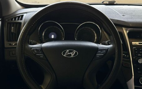 Hyundai Sonata VI, 2011 год, 1 315 000 рублей, 10 фотография