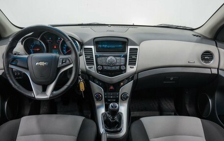 Chevrolet Cruze II, 2012 год, 697 070 рублей, 11 фотография