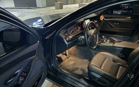 BMW 5 серия, 2015 год, 2 350 000 рублей, 9 фотография