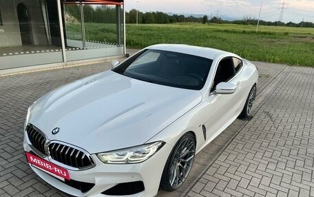 BMW 8 серия, 2021 год, 7 300 000 рублей, 3 фотография