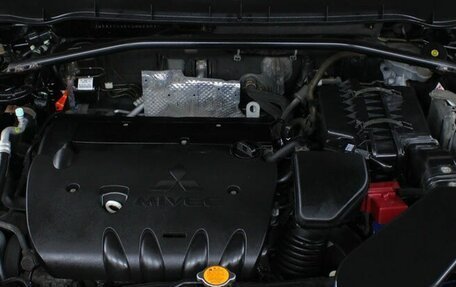 Mitsubishi Outlander III рестайлинг 3, 2011 год, 1 420 000 рублей, 13 фотография