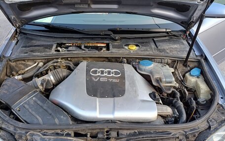 Audi A4, 2005 год, 749 999 рублей, 6 фотография